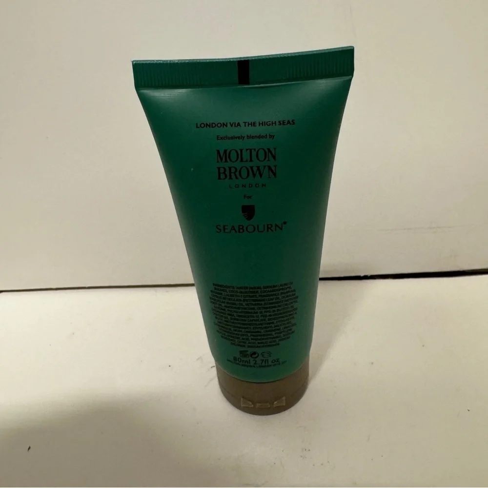 Molton Brown Seabourn Collection Inspiring Basil & Vetiver Shampoo 80ML